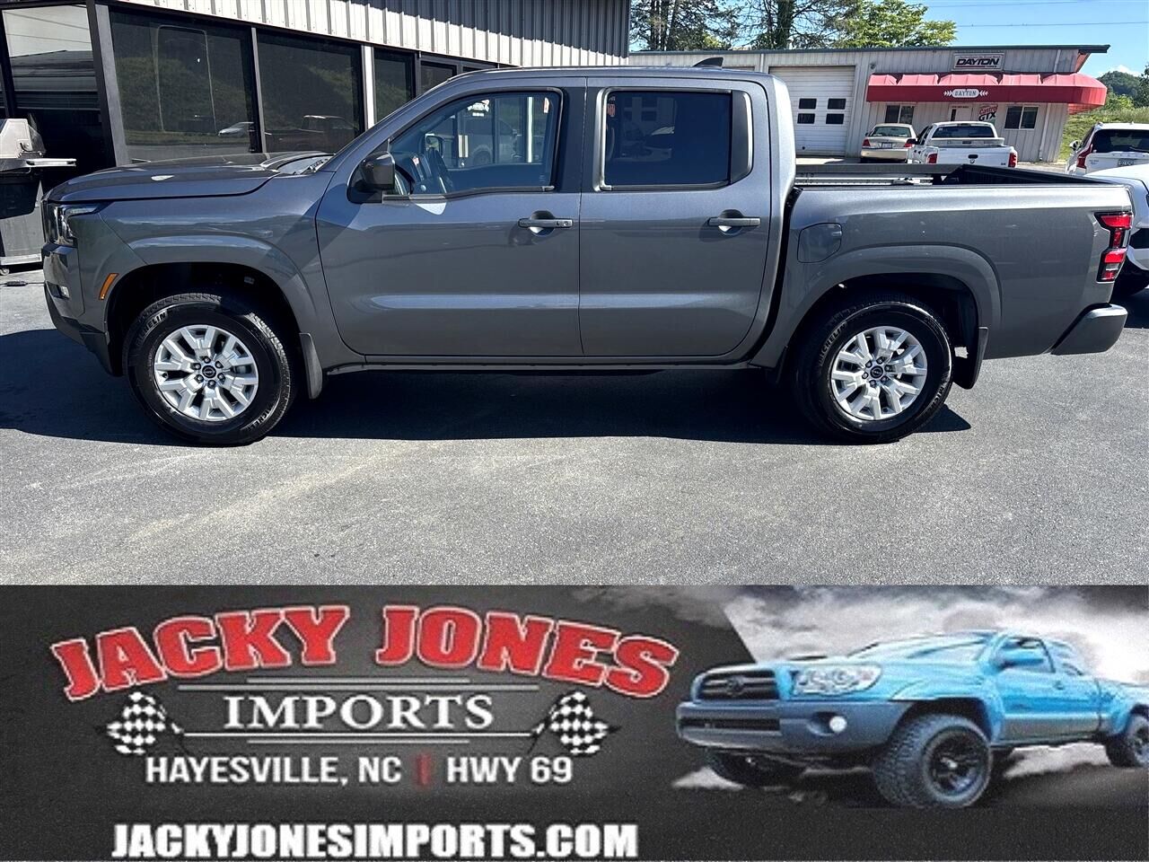 2023 NISSAN Frontier