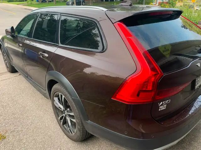Volvo V90CC