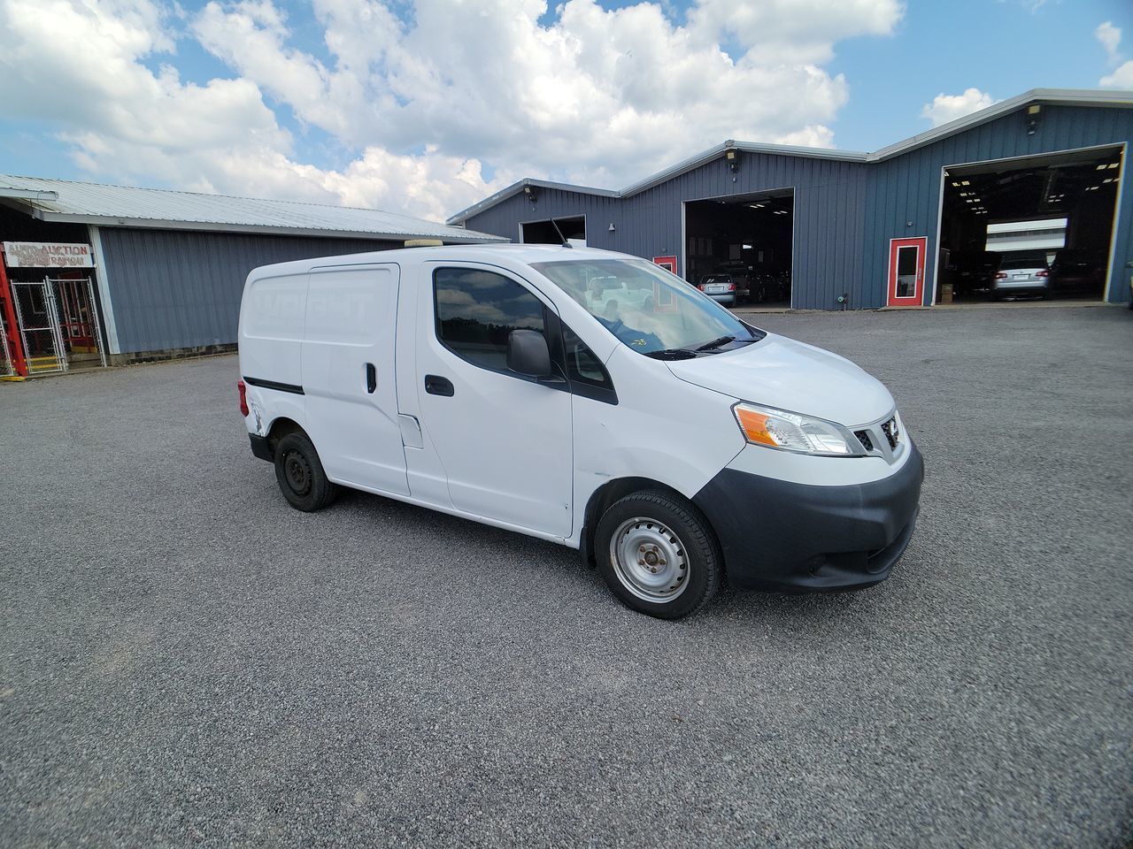 Nissan NV200
