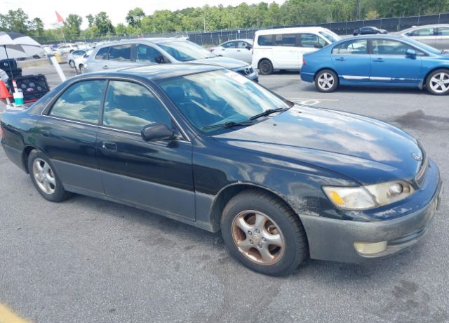 Lexus ES