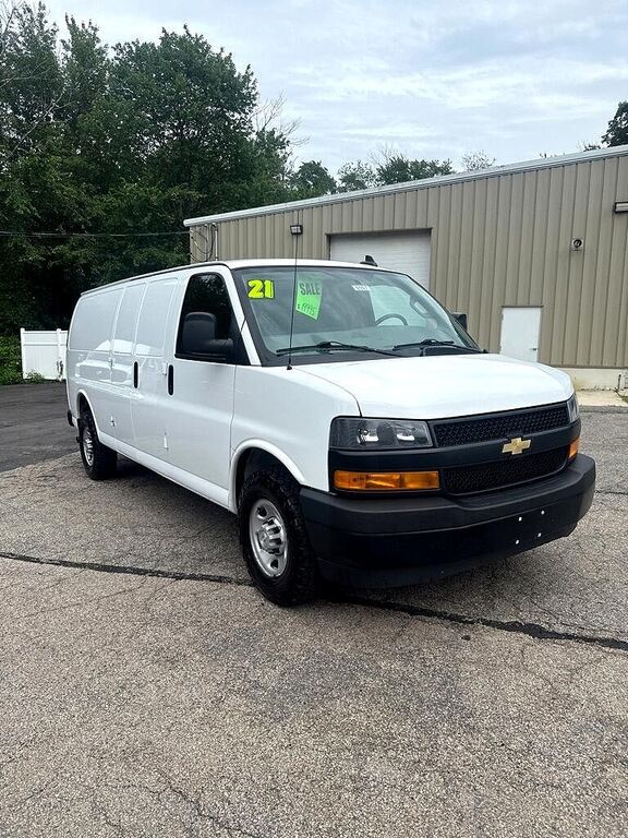 2021 CHEVROLET Express