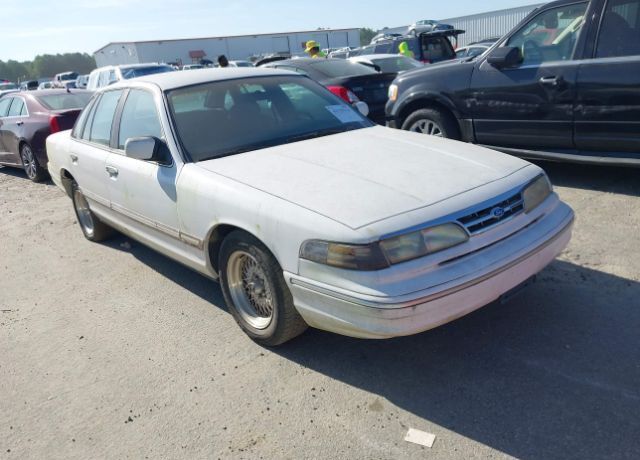 Ford Crown Victoria