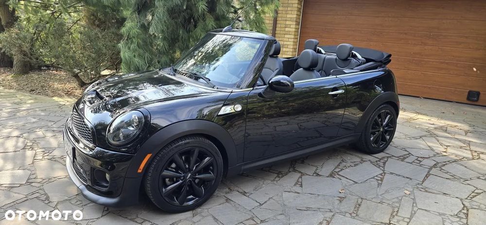 MINI Cooper Convertible