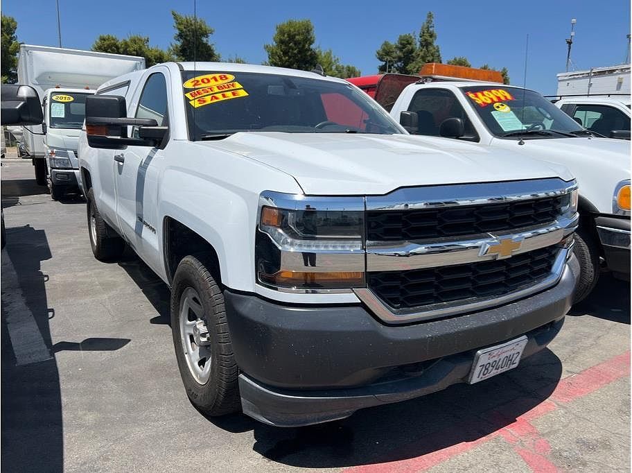 2018 CHEVROLET Silverado
