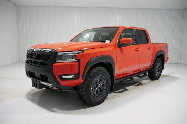 2025 NISSAN Frontier