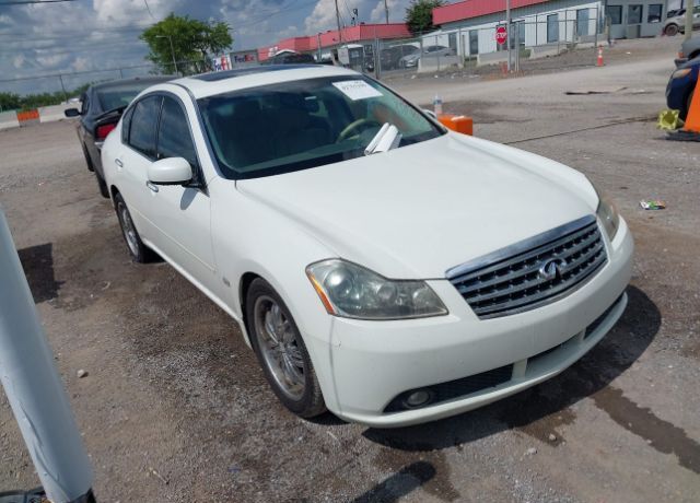 Infiniti M35