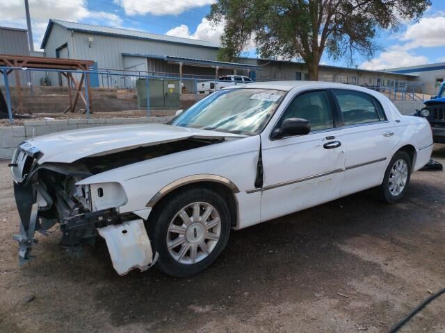 Lincoln Town Car