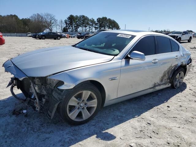 BMW 528i