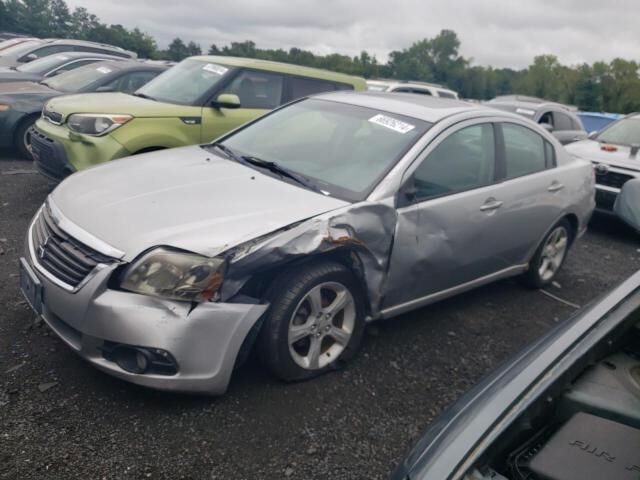 Mitsubishi Galant