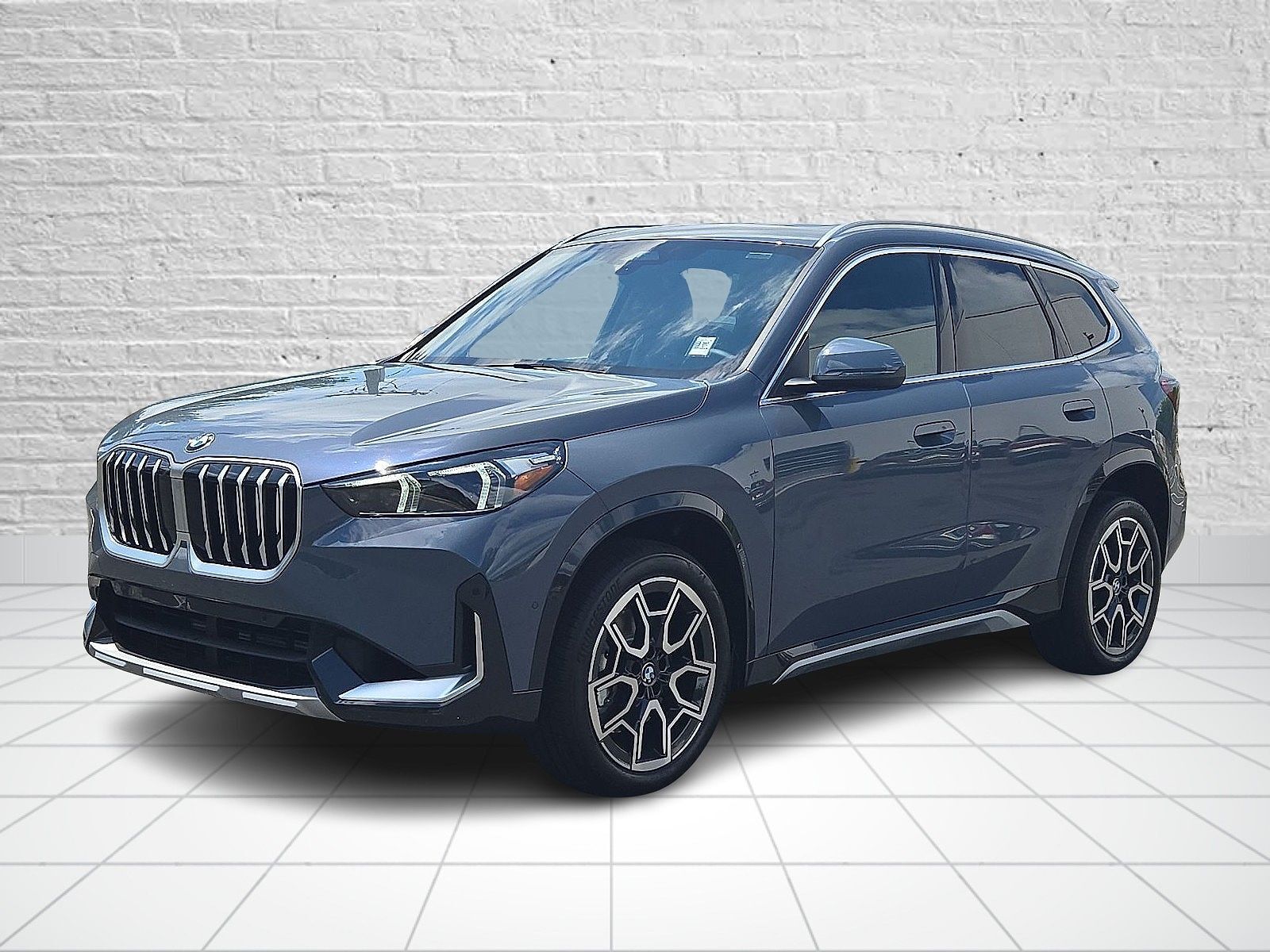 2025 BMW X1