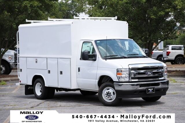 2026 FORD E-350