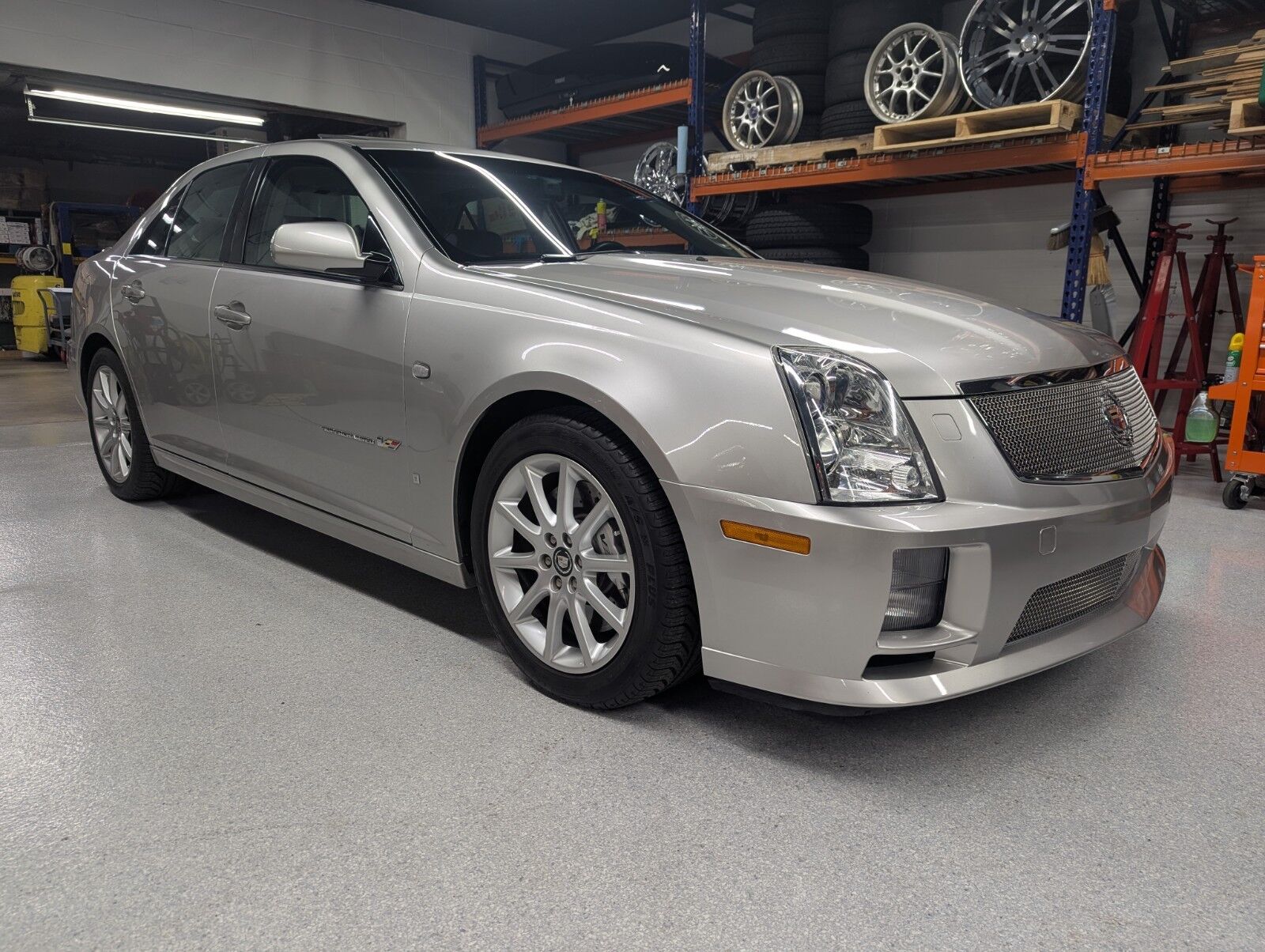 Cadillac STS