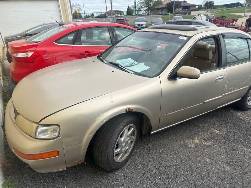 Nissan Maxima