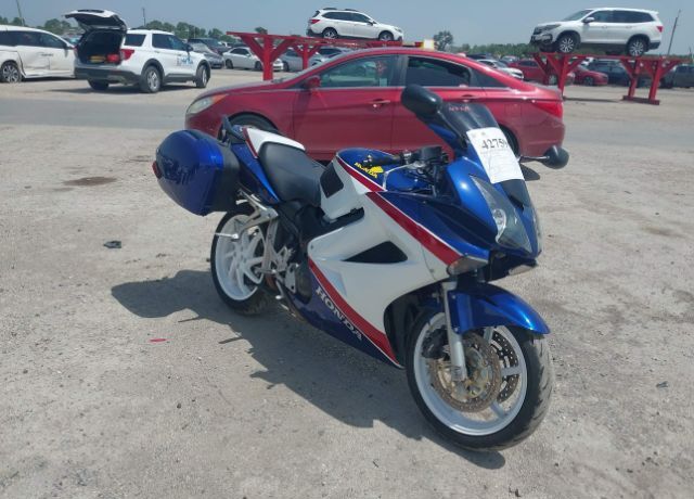 Honda VFR800 (INTERCEPTOR)