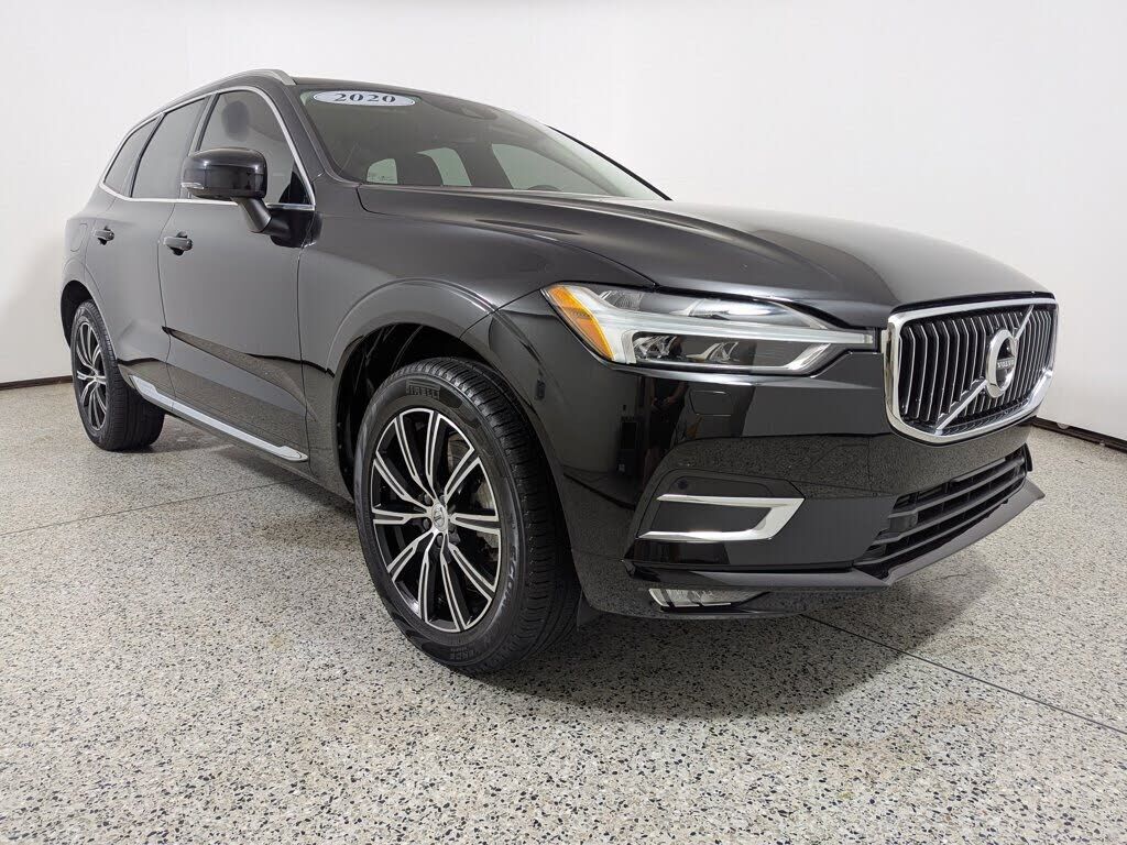 2020 VOLVO XC60