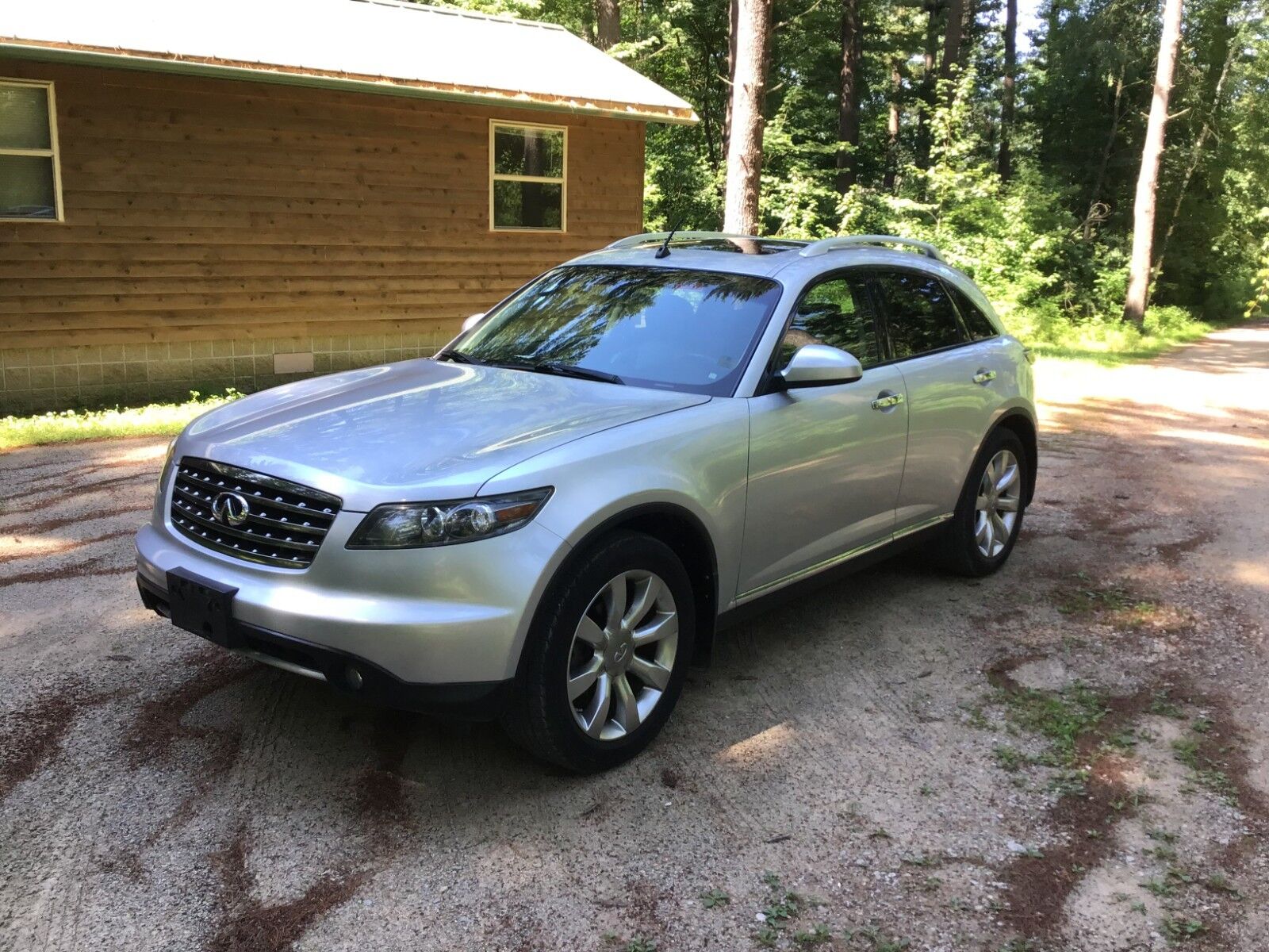 Infiniti FX35