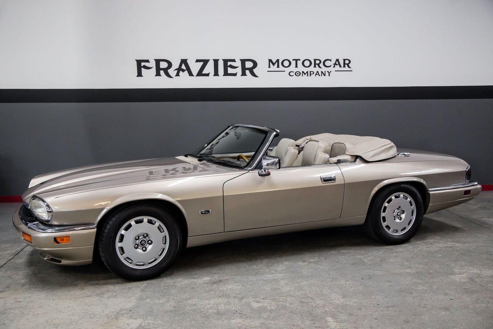 Jaguar XJS