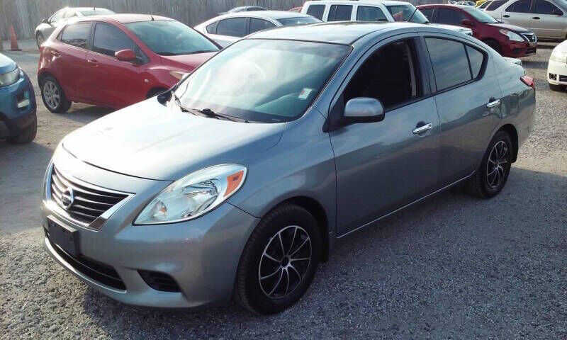 2014 NISSAN Versa
