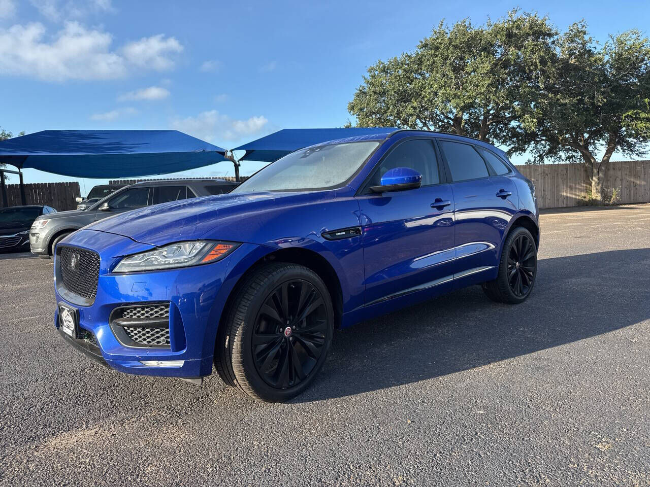 2019 JAGUAR F-Pace
