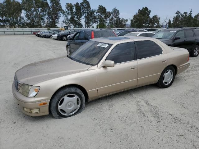 Lexus LS