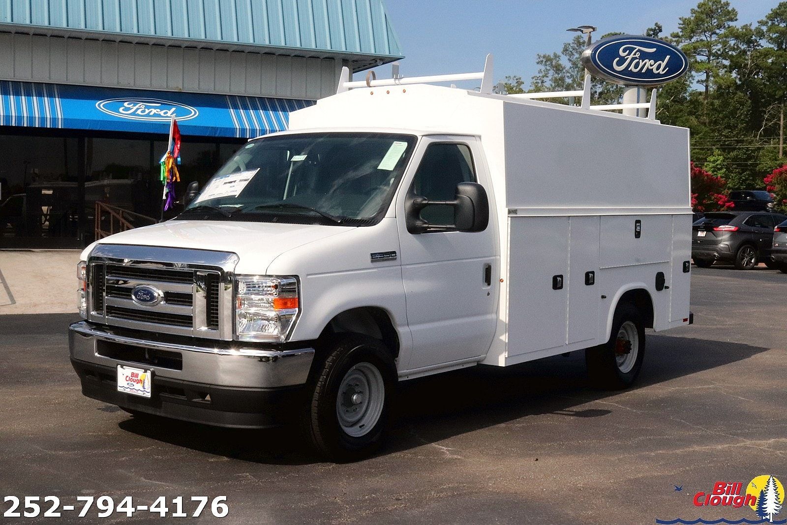 2025 FORD E-350