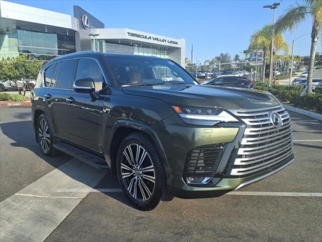 LEXUS