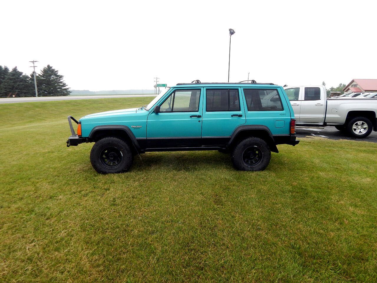 Jeep Cherokee