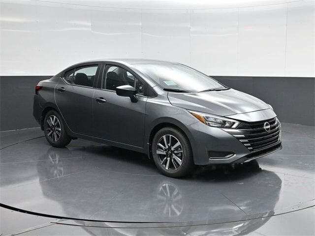 2025 NISSAN Versa