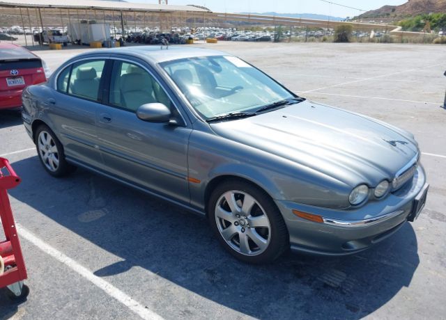 Jaguar X-Type