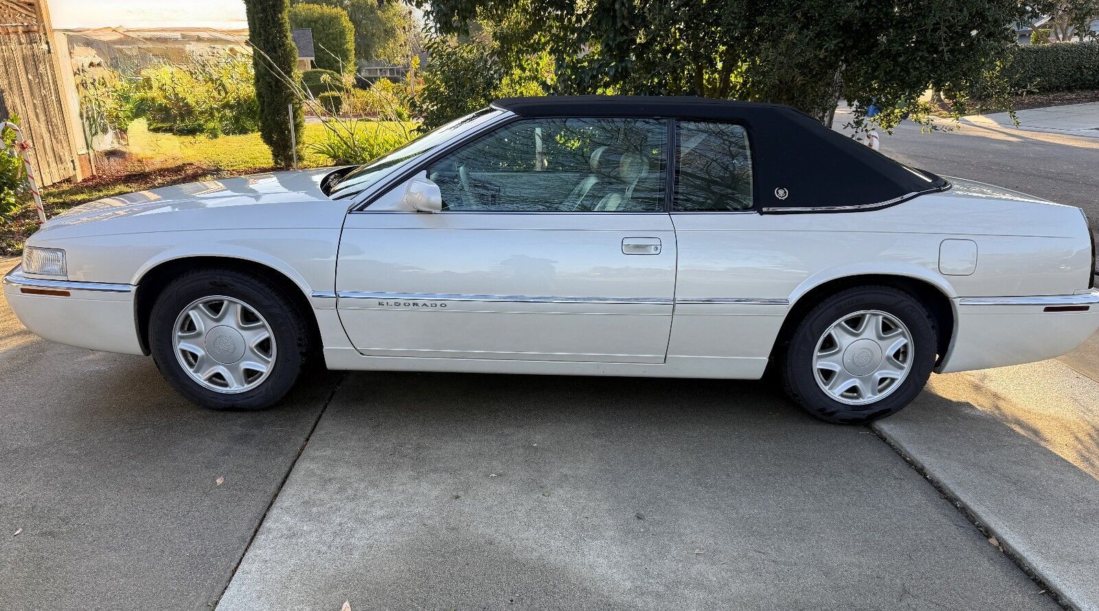 CADILLAC