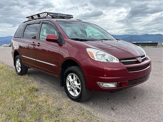 2004 TOYOTA Sienna