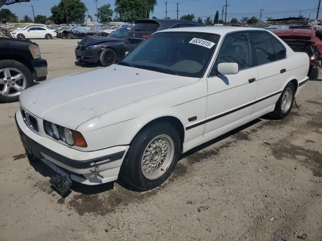 BMW 525i