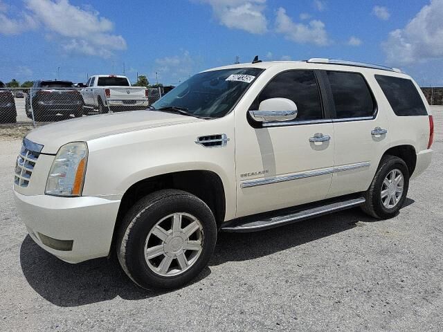 2010 CADILLAC Escalade