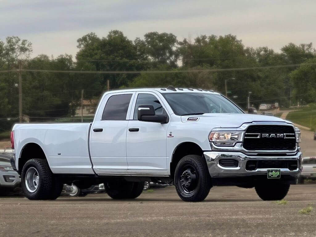 2024 RAM 3500