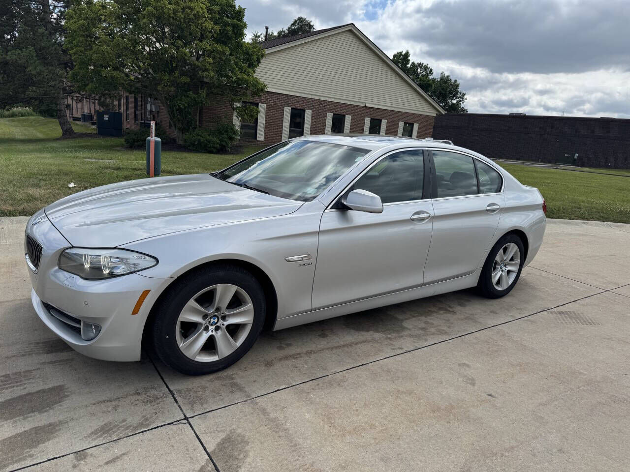 BMW 528xi