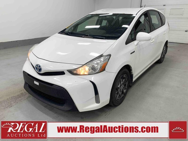 Toyota Prius V