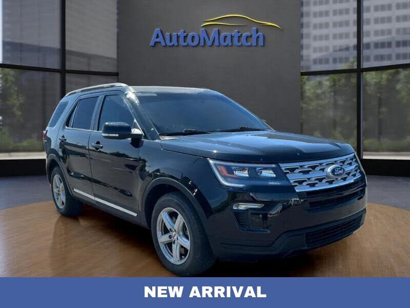 2019 FORD Explorer