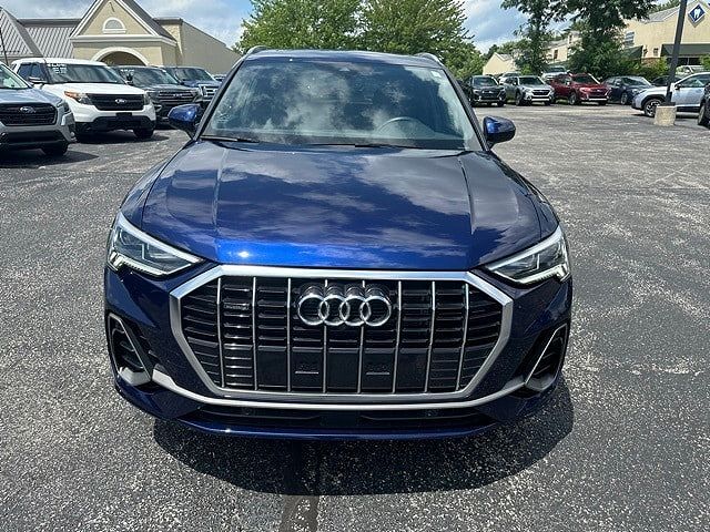 2022 Audi Q3
