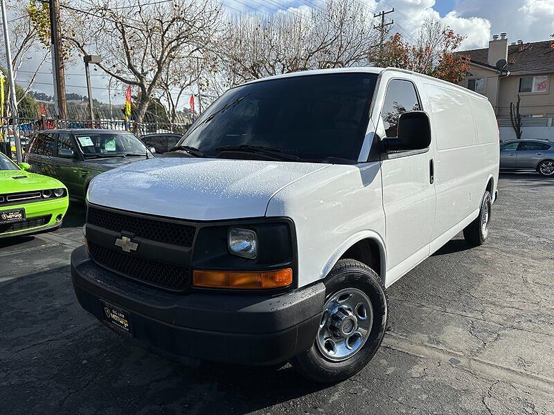 2012 CHEVROLET Express