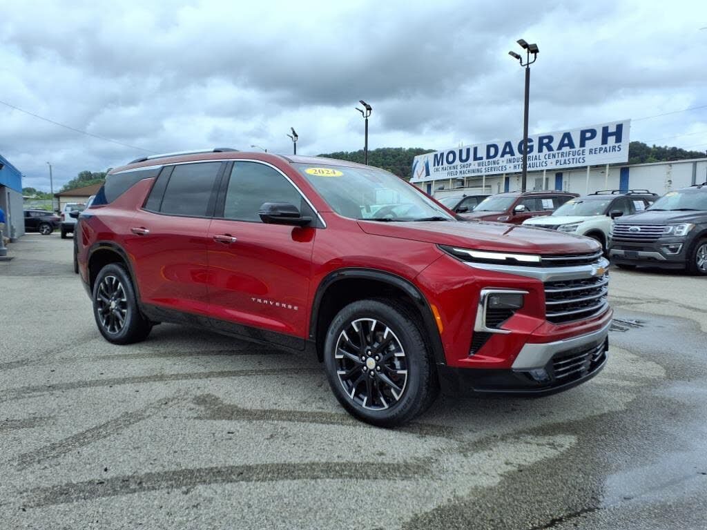 2024 CHEVROLET Traverse