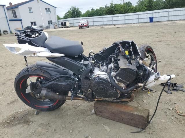 2019 SUZUKI GSX-R750L9