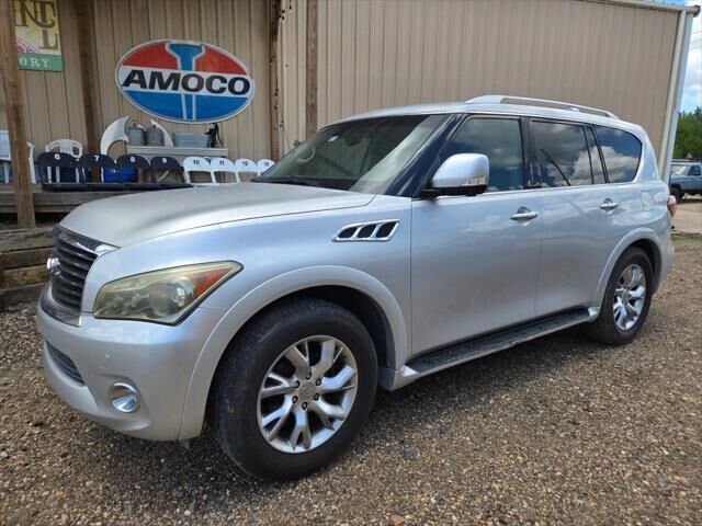 Infiniti QX56