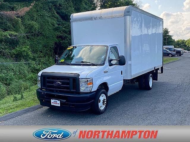 2021 FORD E-450