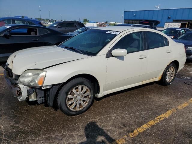 Mitsubishi Galant