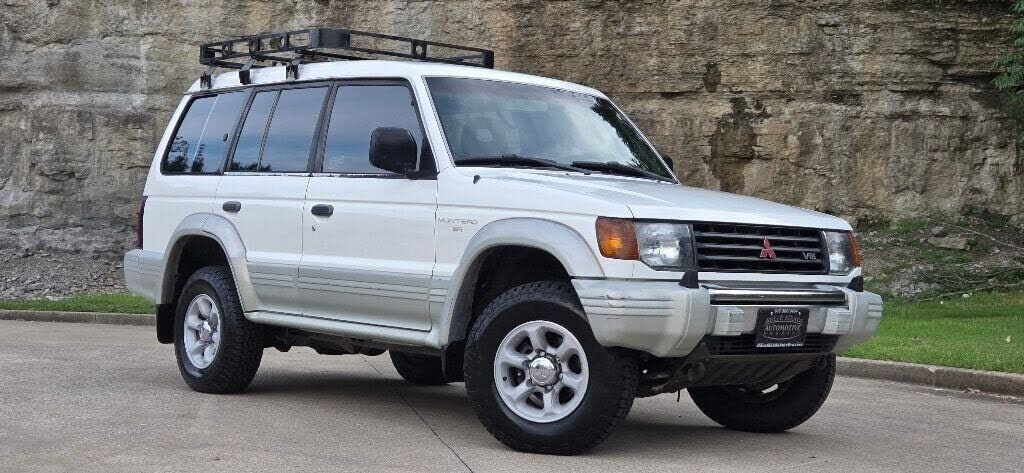 Mitsubishi Montero