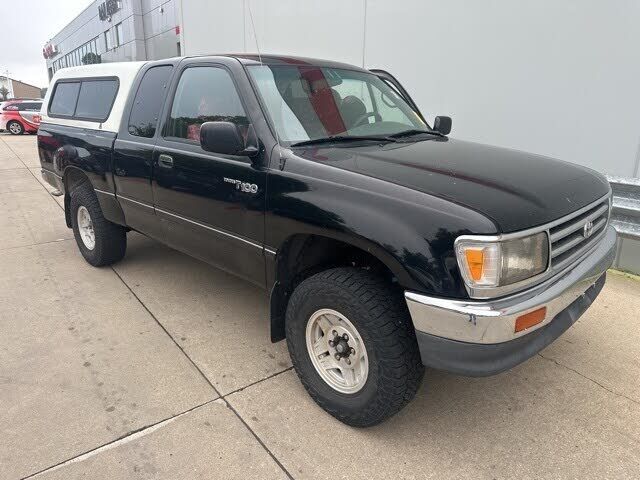 Toyota T100