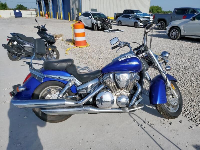 Honda VTX1300R