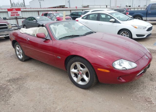 Jaguar XK8