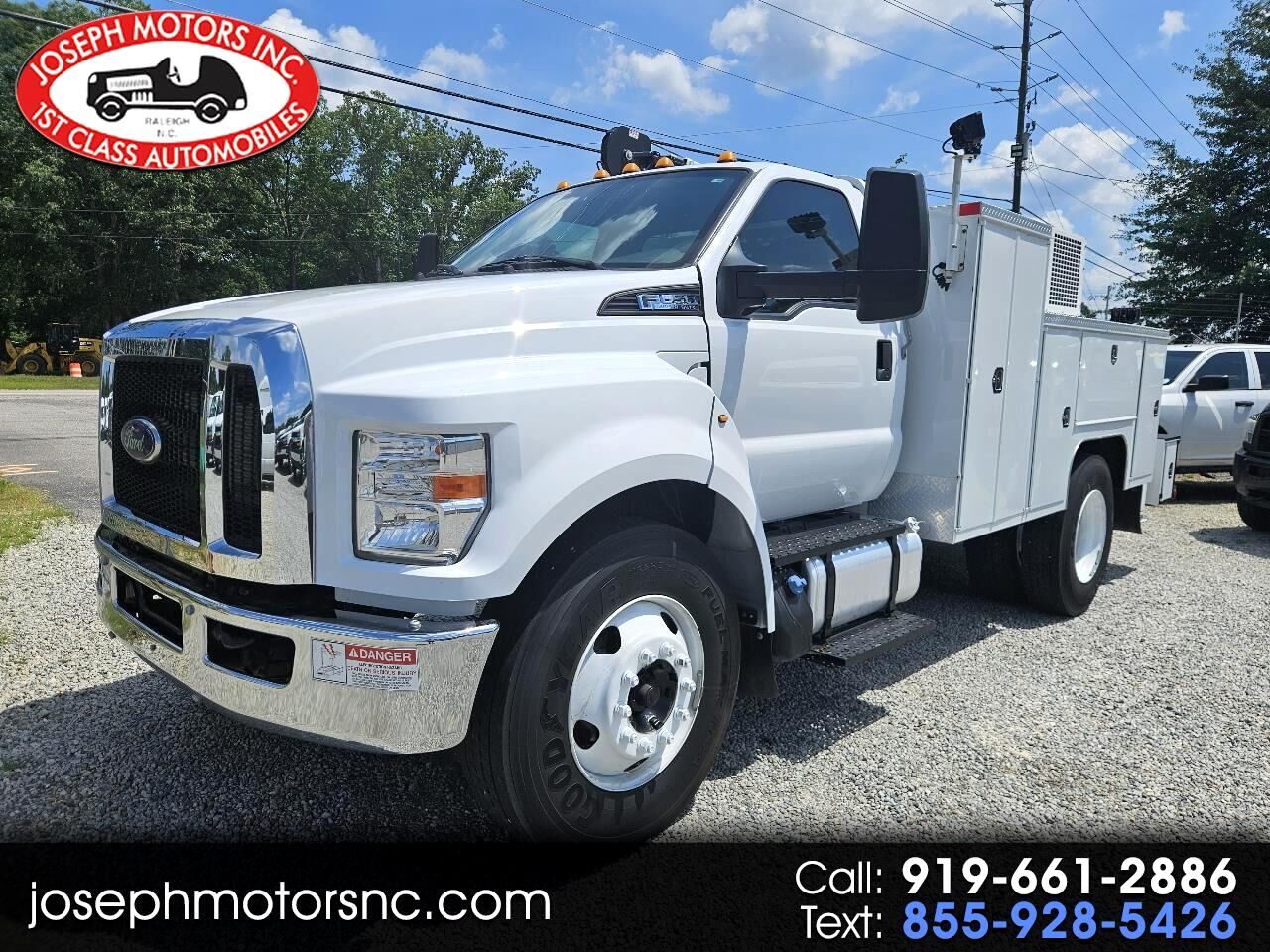 2022 FORD F-650