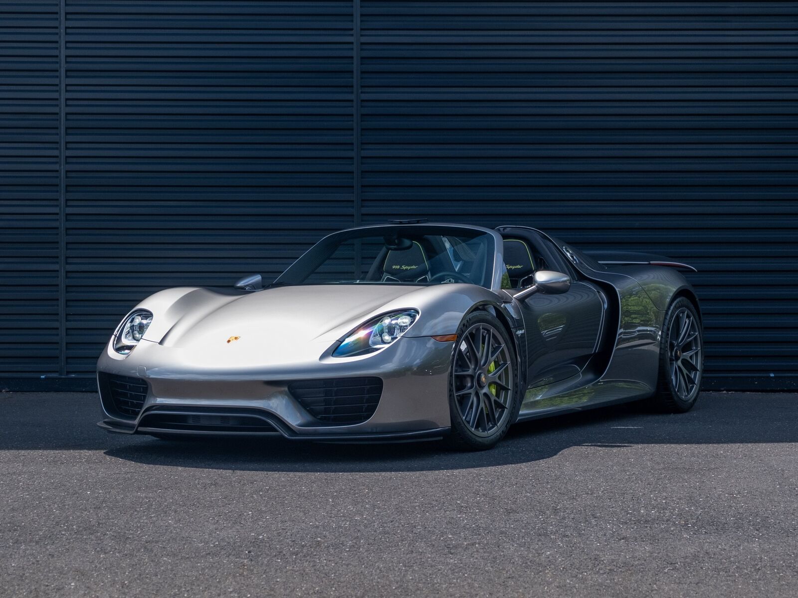 Porsche 918